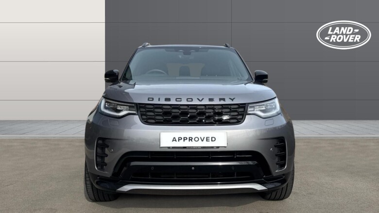 Land Rover Discovery 3.0 D300 Dynamic SE 5dr Auto Diesel Station Wagon